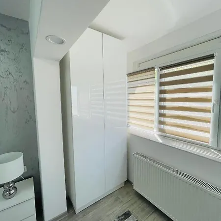 Sholiday Open Space Modern Cu Parcare Gratuita In 蒂米什瓦拉