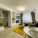 Sholiday Open Space Modern Cu Parcare Gratuita In Timişoara
